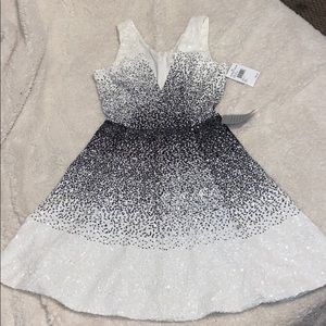 Dress the population sequin dress 👗